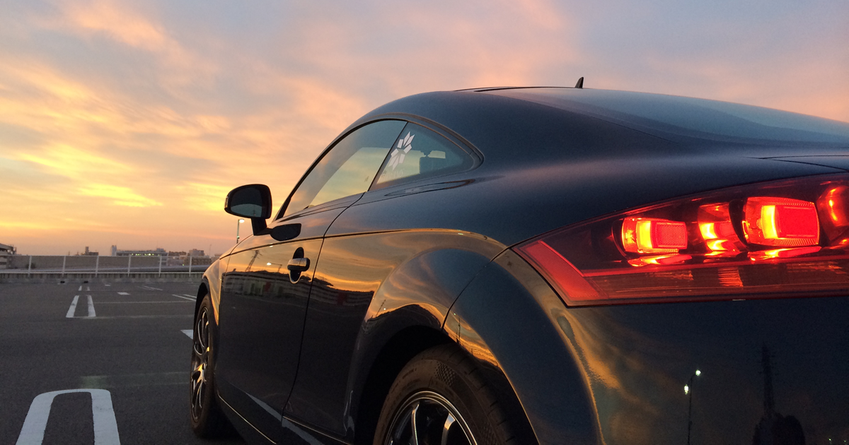 Audi TT sunset